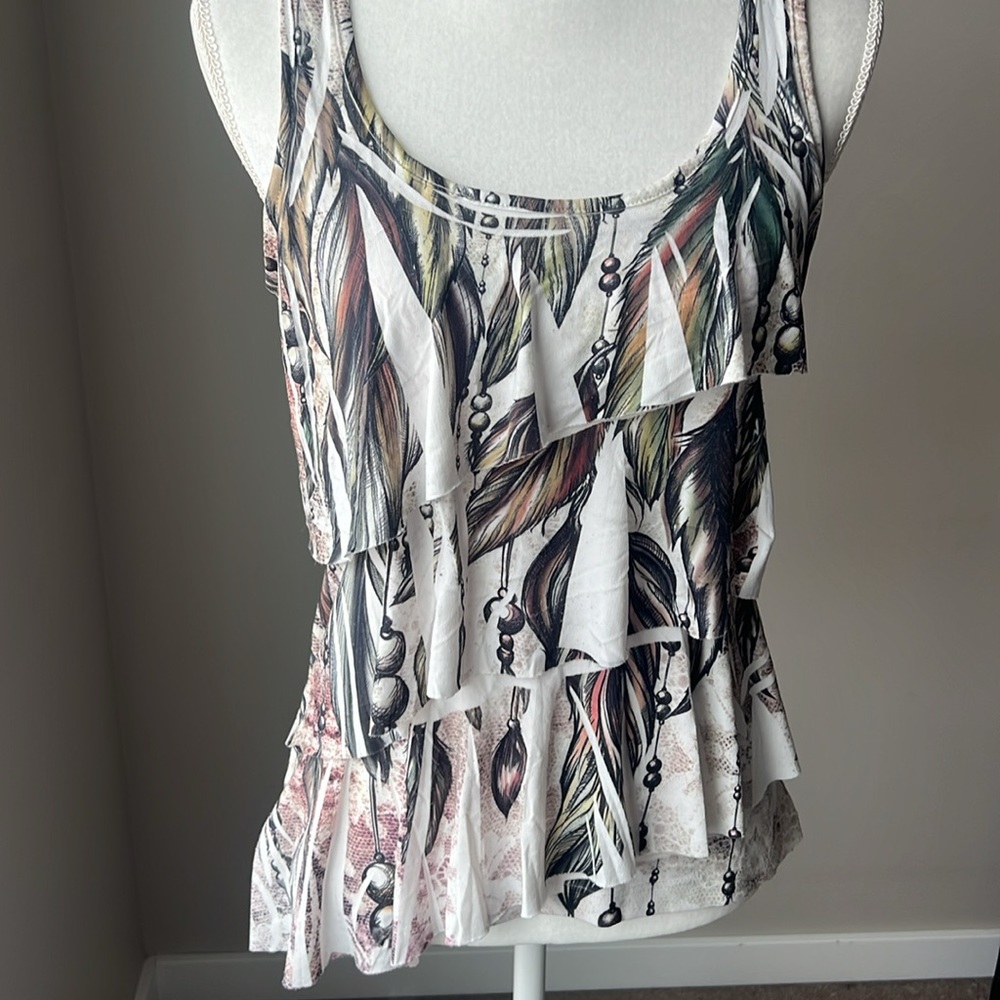 5/$25 Suzy Shier Tank Top